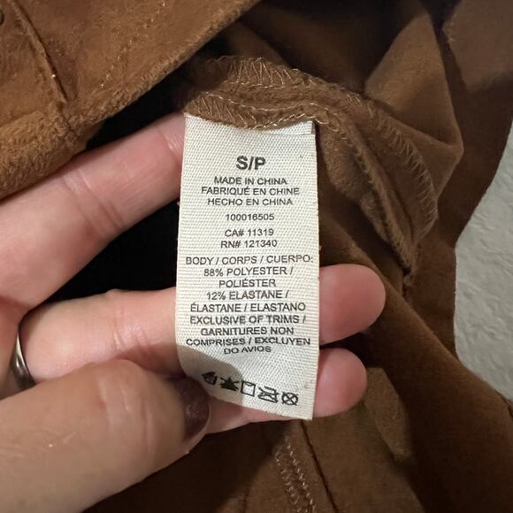 Garage (S) Brown Button Front 2 Square Pocket Faux Suede Skirt - Picture 10 of 11